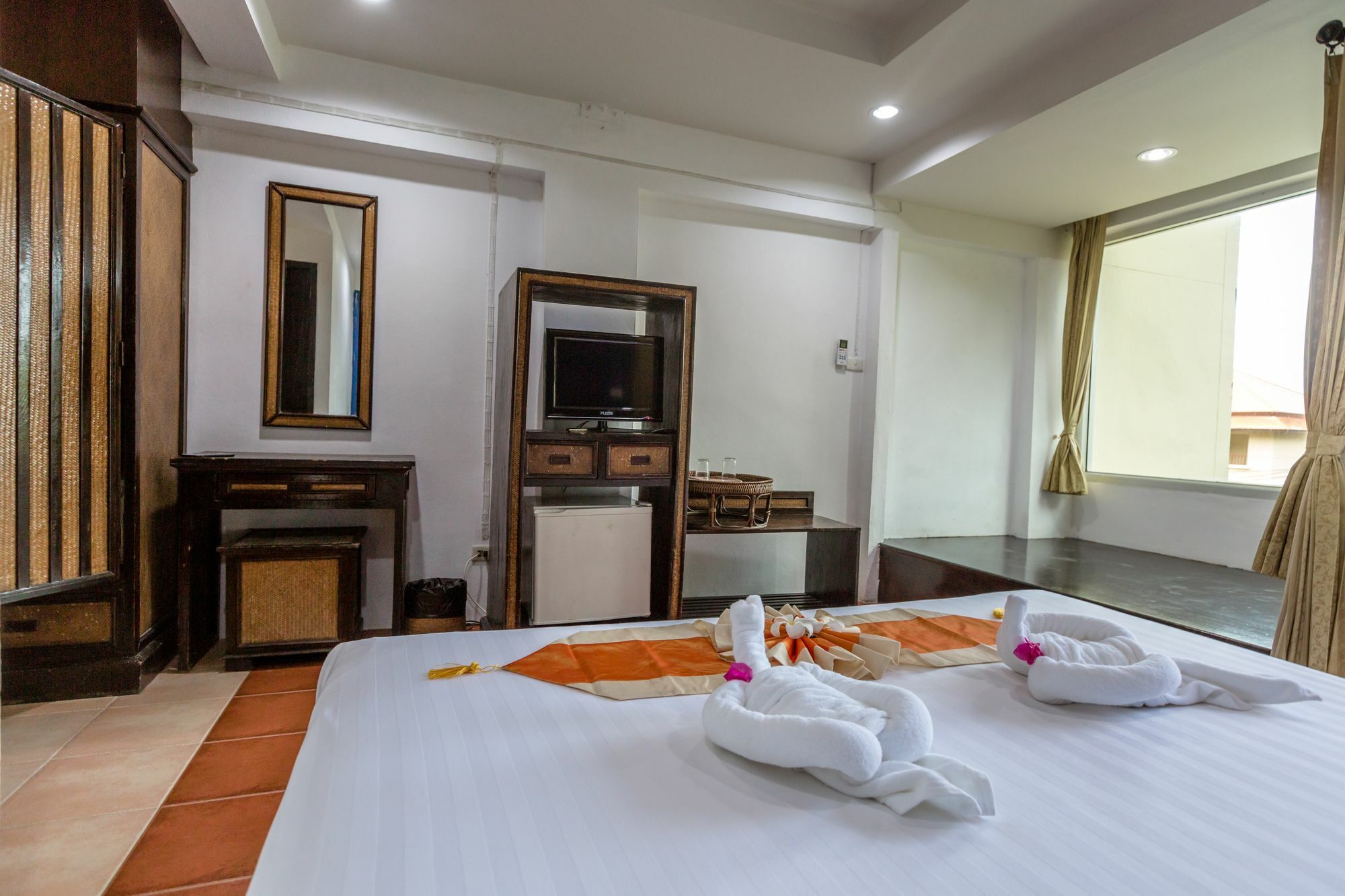 Porterhouse Beach Hotel Patong 外观 照片