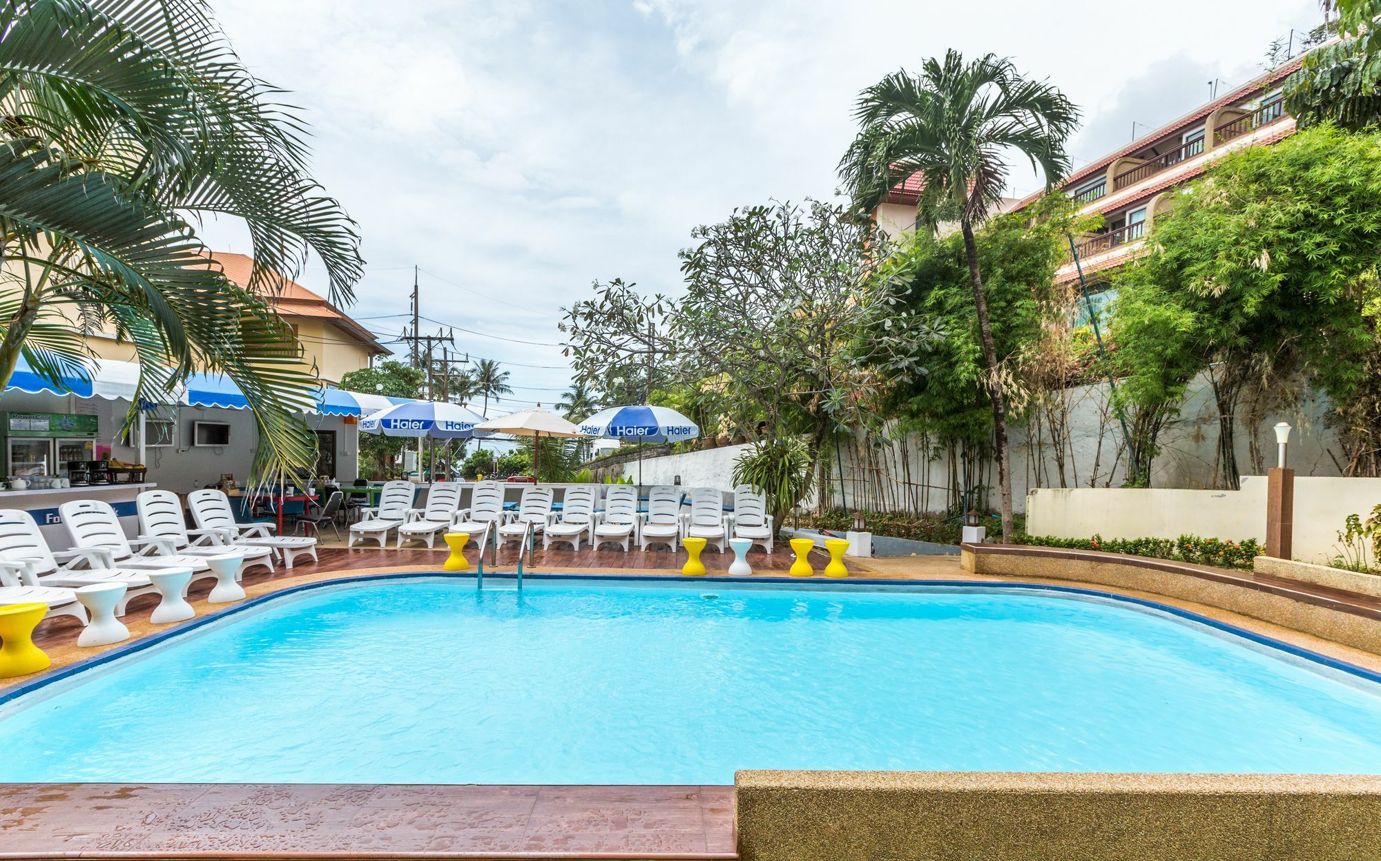 Porterhouse Beach Hotel Patong 外观 照片